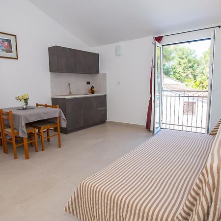 Apartments Villa Borik Rovigno Esterno foto