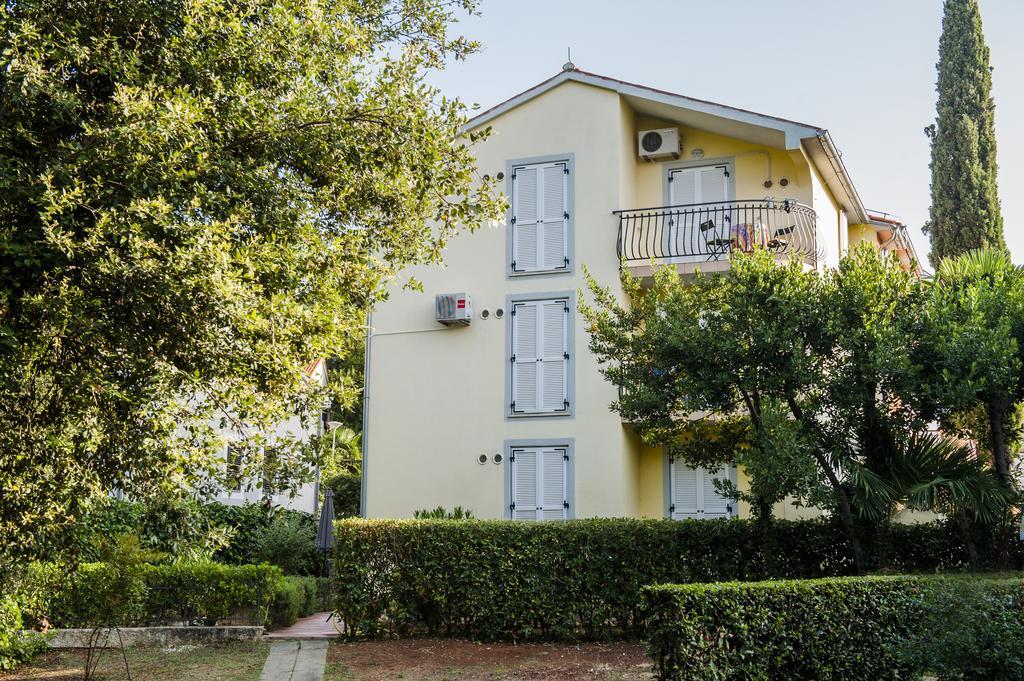 Apartments Villa Borik Rovigno Esterno foto